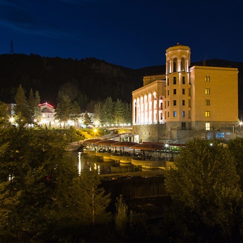 Hyatt Place, Jermuk By Night
